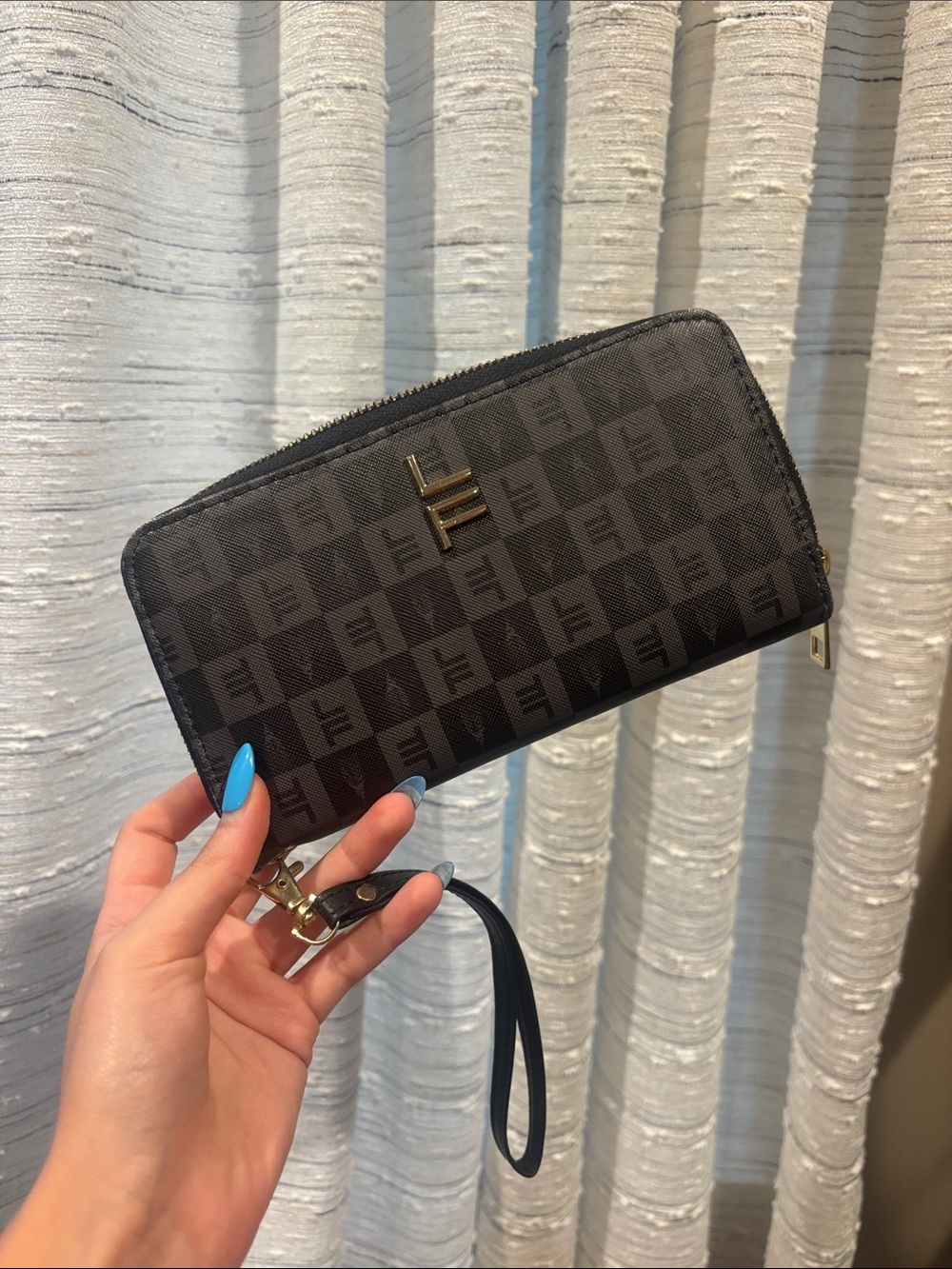 London Fog Black Check Zip Wristlet Wallet
